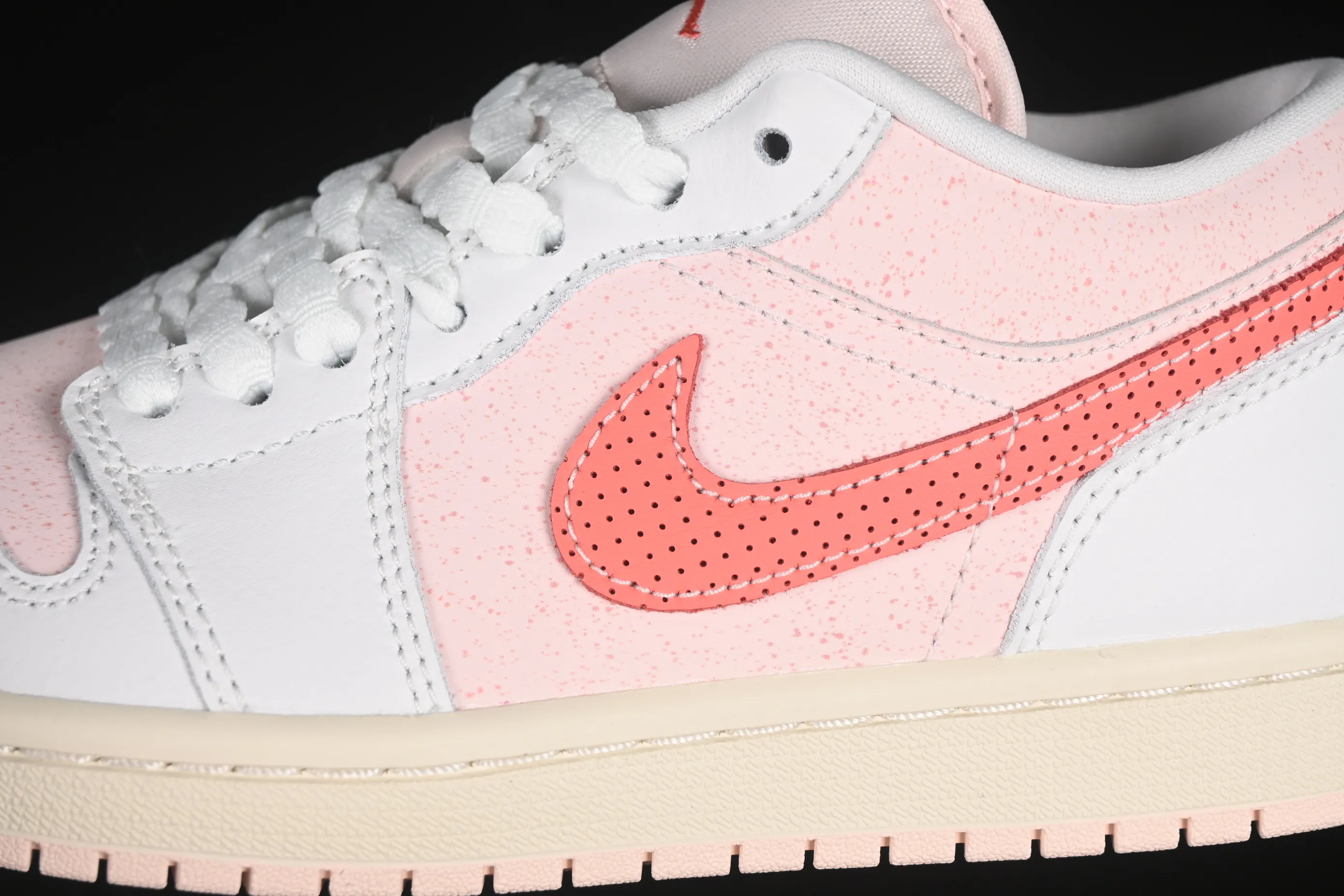 All categories Air Jordan Jordan series basketball shoes Air Jordan 1 Low G version pure original Air Jordan 1 Low AJ1 Joe 1 white pink low-top cultural leisure sports shoes IB8156-133